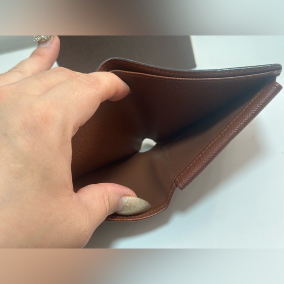 SOLD 🚨 Louis Vuitton Monogram Bifold - Picture 6 of 9